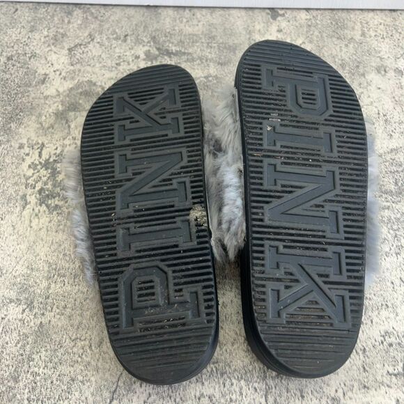 Victoria Secret PINK  Faux Fur Blue Grey and Black Slides Limited Edition Size 7 - Picture 9 of 9